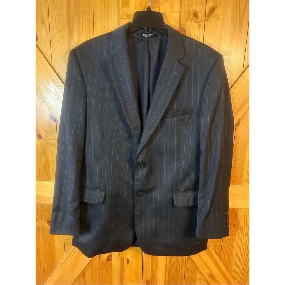 Jos A Bank Men’s Lined Charcoal Pinstripe100% Wool Blazer Suit Coat Size 44LG (5